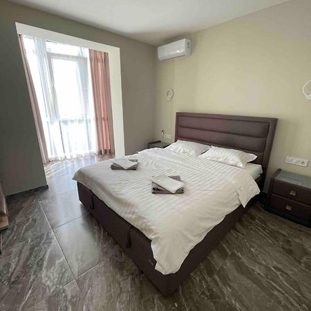 Apartment New Building In Center Dnipro Exterior photo